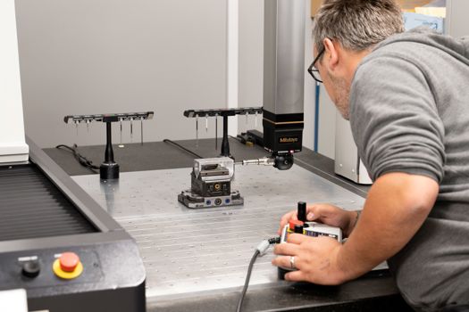 EMS Faulhaber motion solution to be shown at Medical Technology UK 